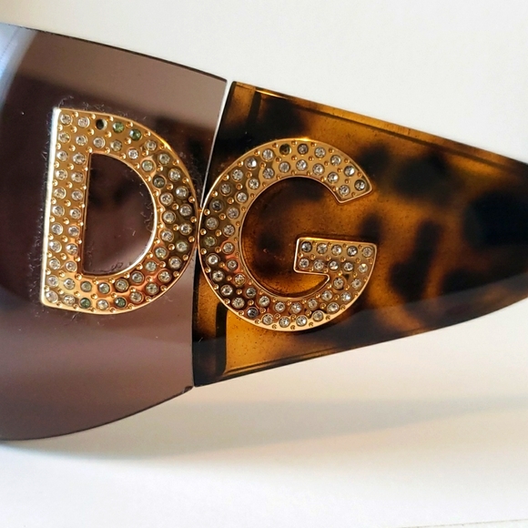 Sunglasses 🕶 by Dolce & Gabbana - Picture 8 of 8